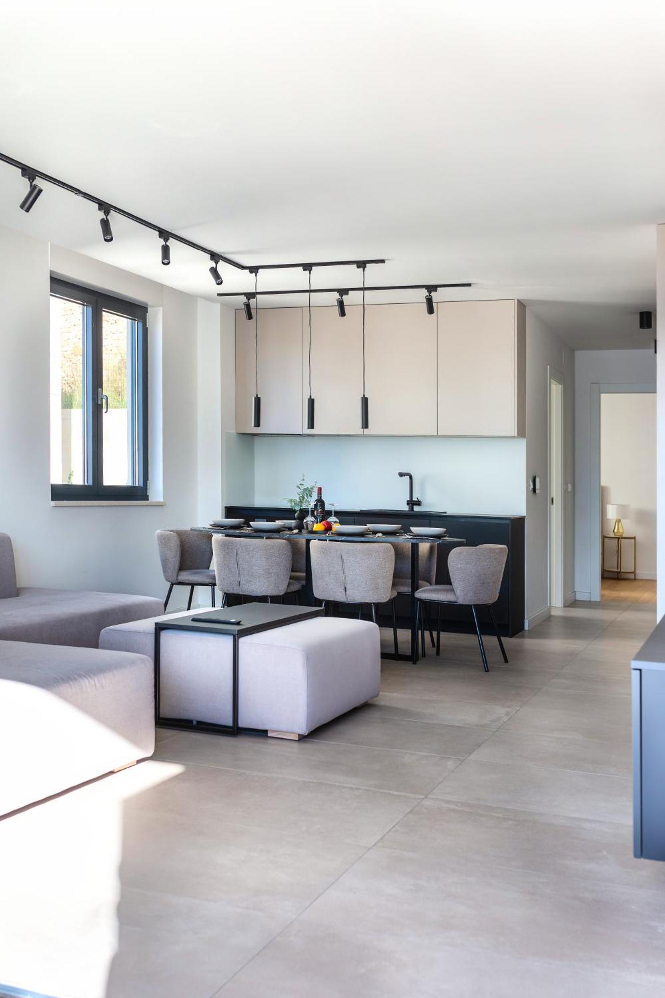 Apartment Tina Baška Voda Екстериор снимка